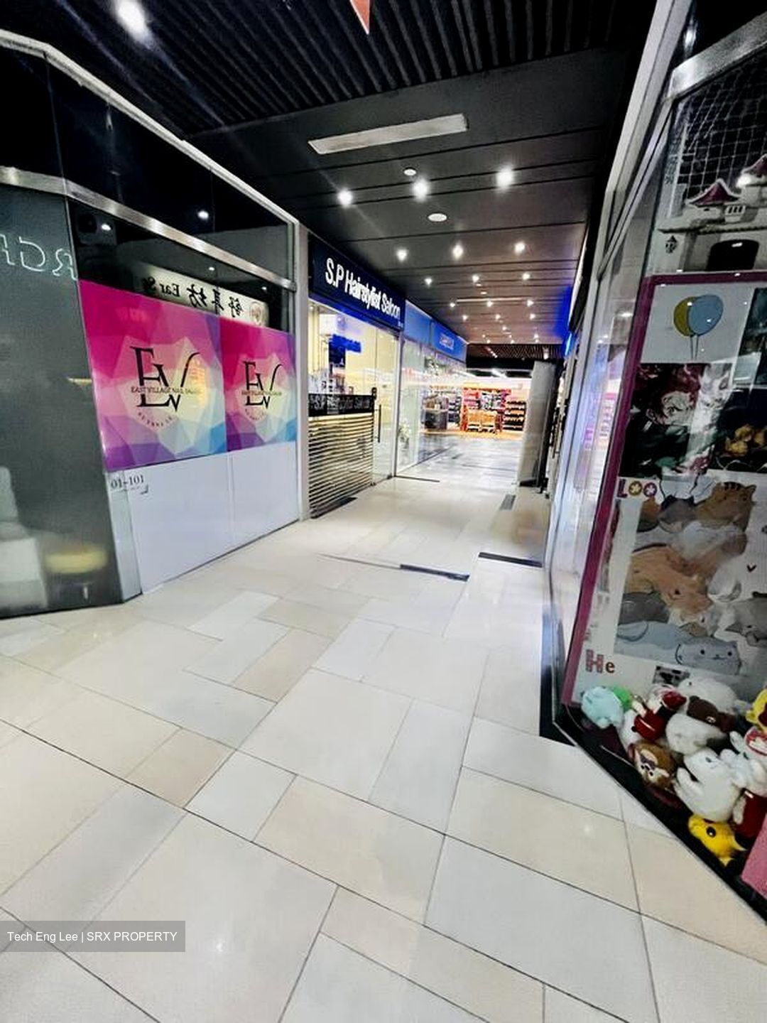 East Village (D16), Retail #454648941